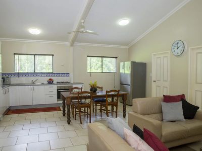 591 Bloomfield Road, Rossville