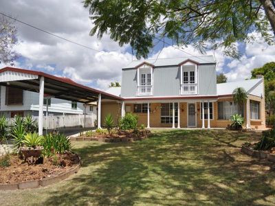 39 GLEBE ROAD, Newtown