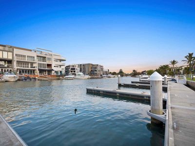 18 The Boulevard, Patterson Lakes