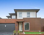 64 Attunga Grove, Werribee