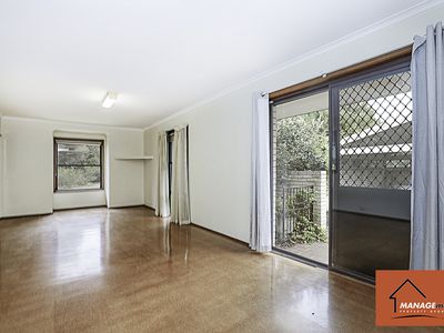 9 MCKEAHNIE STREET, Weetangera