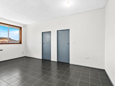 4 / 13 Peterborough Avenue, Lake Illawarra