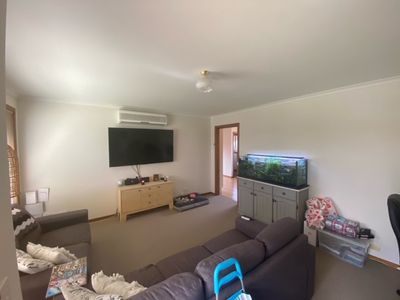 1 / 247 Greaves Street North, Werribee