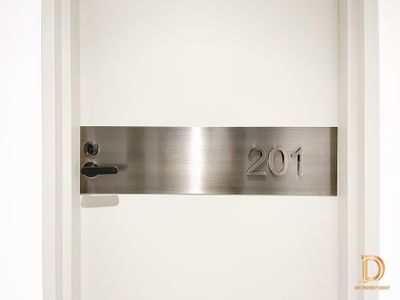 unit 201 / 20 Queens Road, Melbourne