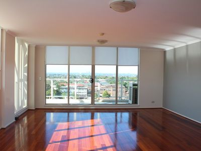806 / 17 The Esplanade, Ashfield
