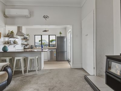 30 Baker Street, Caversham