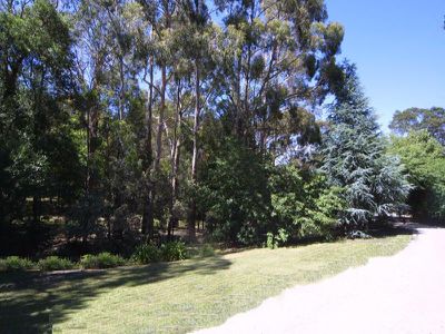 12 Salisbury Road, Mount Macedon