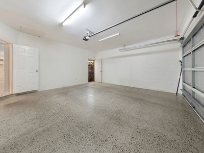 15 Blue Lake Court, Kirwan