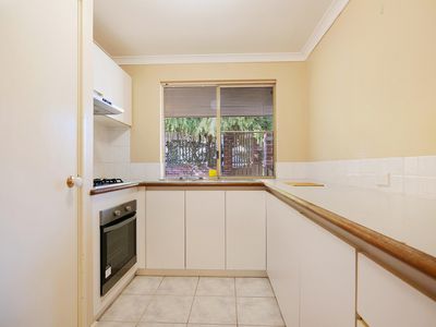 1 / 19 Scalby Street, Scarborough