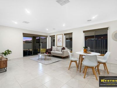 68 Oldbridge Boulevard, Weir Views