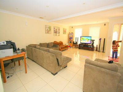 11 / 87 Cambridge St, Canley Heights