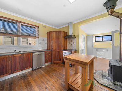 5 Wermatong Avenue, Mount Beauty