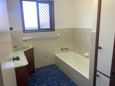 24 Beach Road, Pialba