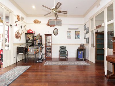 306 Railway Parade, West Leederville