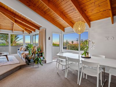 556 Beach Road, Rothesay Bay