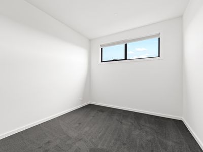 8 Glabella Avenue, Tarneit