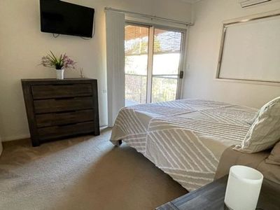 2 / 4 Shingoro Street, Bilingurr