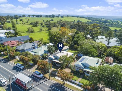 52 Princes Highway, Milton