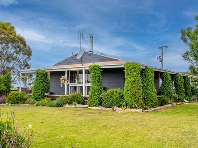 1335 Seymour-Tooborac Road, Hilldene