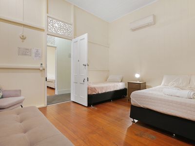 18 Terminus Street, Parramatta Park