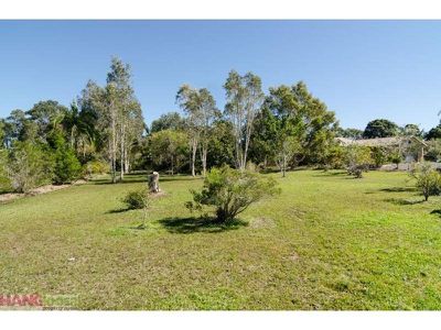 16 Glenridge Drive, Cooroibah