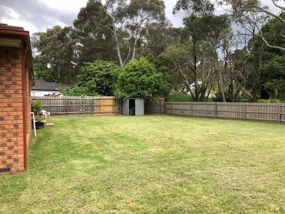 4 Edmonton Place, Doncaster East