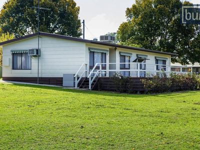 30-32 Clarke St West, Howlong