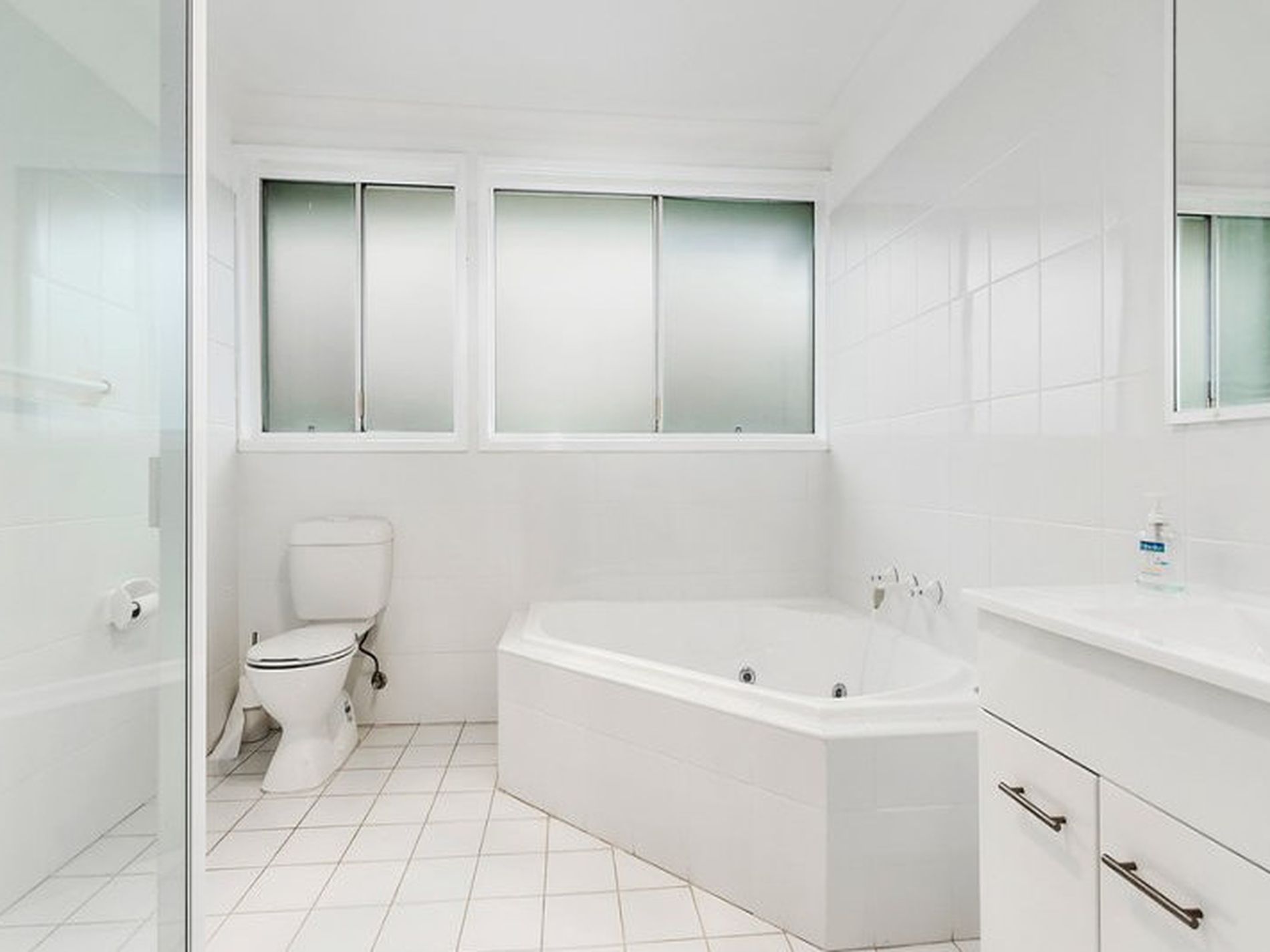 2 Konrads Road, Mount Warrigal