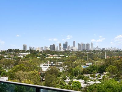 31210 / 5 Harbourside Court, Biggera Waters