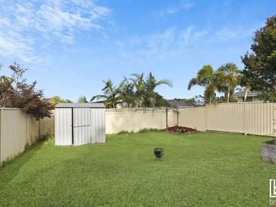 19 Loongana Crescent, Blue Haven