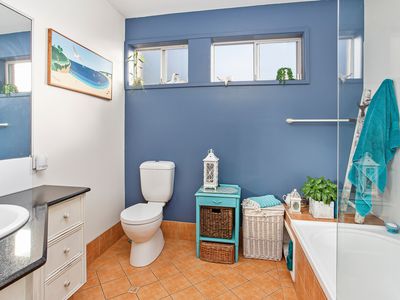 182 Lakeview Parade, Primbee