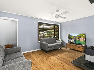27 Simpson Parade, Albion Park