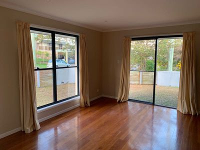 33 London Street, Eight Mile Plains