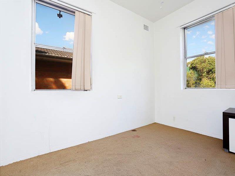 3 / 33-35 Marlene Cres, Greenacre