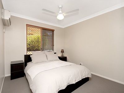 10 Harrison Grove, Deebing Heights