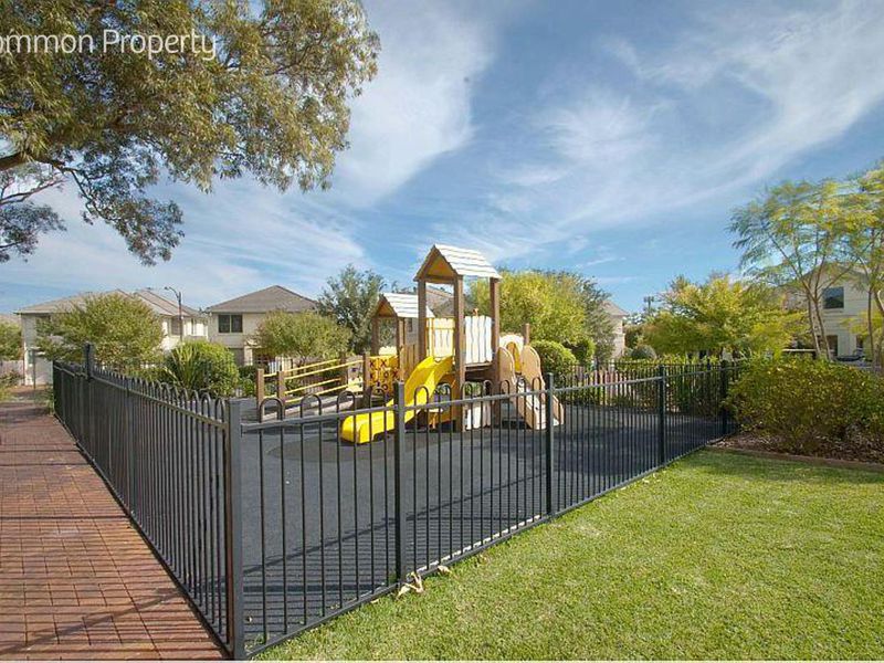 39 Cavalry Grove, Glenwood
