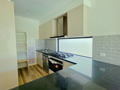 8 Lord Street, Thornhill Park