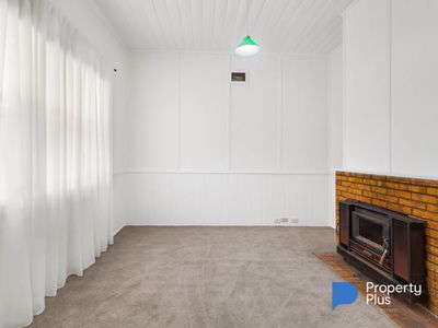 45 Menzies Street, Charlton