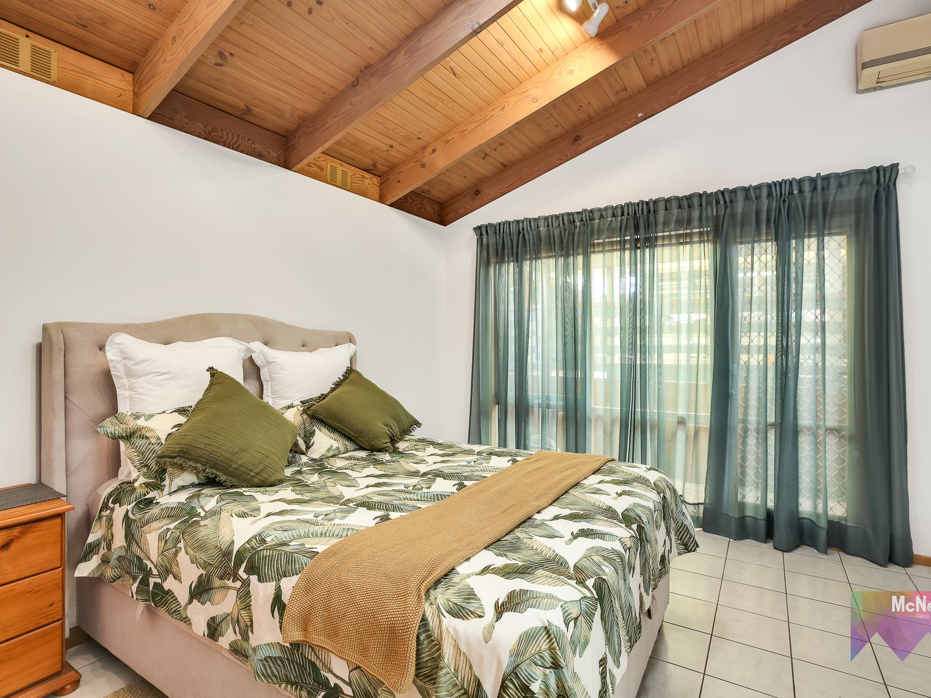 5 Karleen Court, Mornington