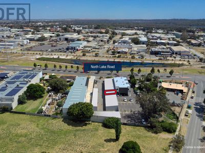 9 / 800 North Lake Road, Cockburn Central