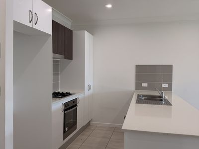 1 / 41 First Street, Weston