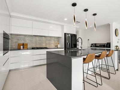 15 COLOSSEUM ENTRANCE, Baldivis