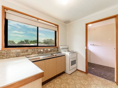 128 Larmer St, Howlong