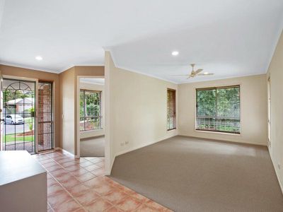 6 Lowe Court, Tewantin