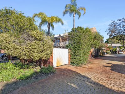 4 / 1 Brentham Street, Leederville