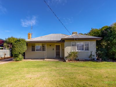 13 Cecil Street, Horsham