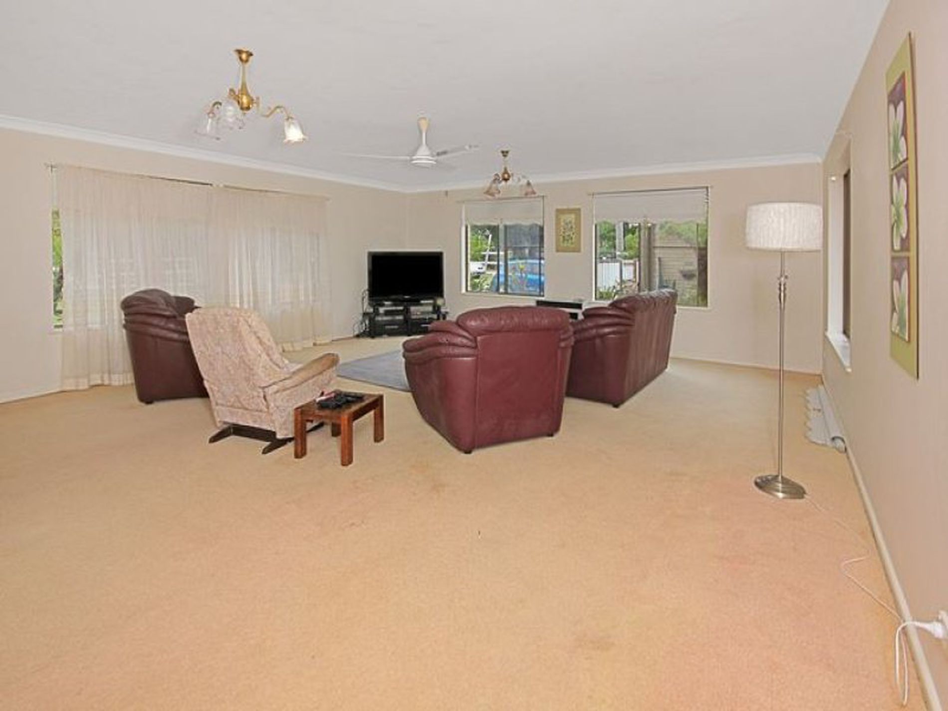 27 White Gum Road, Ulladulla