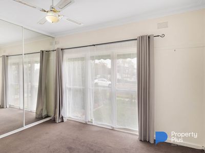 34 Clarence Avenue, Kennington