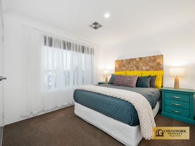 8 Soundview Rise, Yangebup