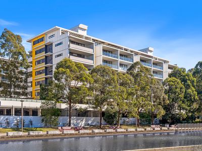 12 / 97 Caddies Boulevard, Rouse Hill